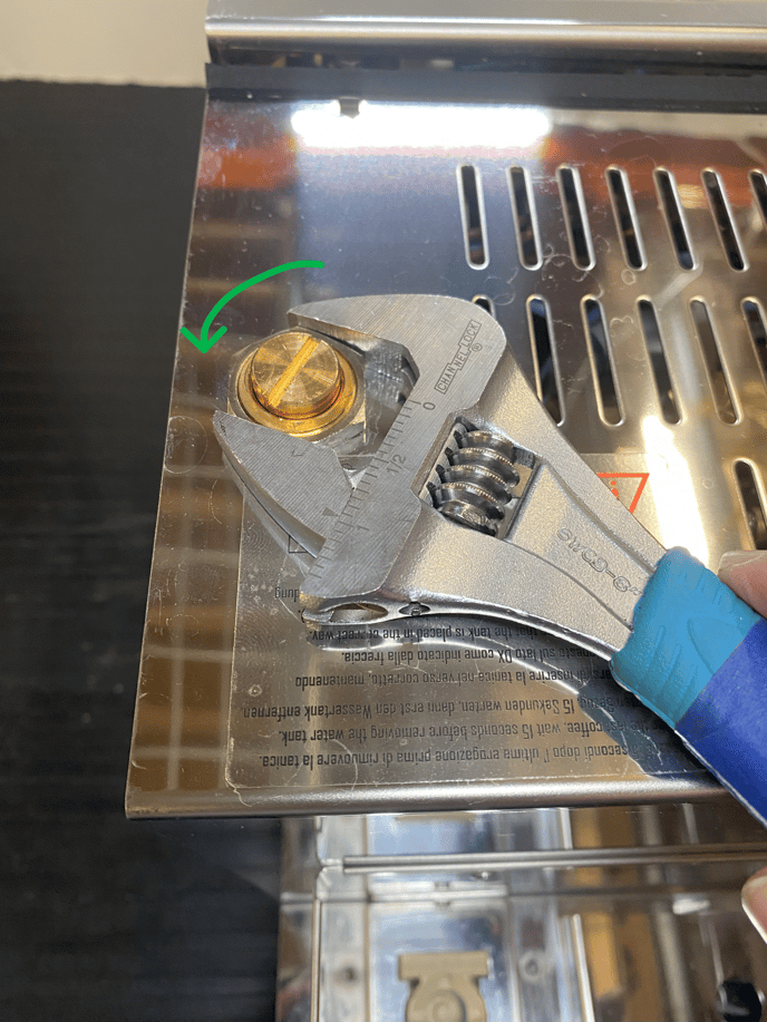 LUCCA X58: Panel Removal